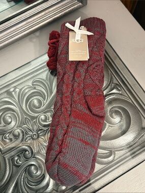 UGG Fleece Lined Cozy Red and Gray Cable Knit Pom Slipper Socks Lonely Hearts